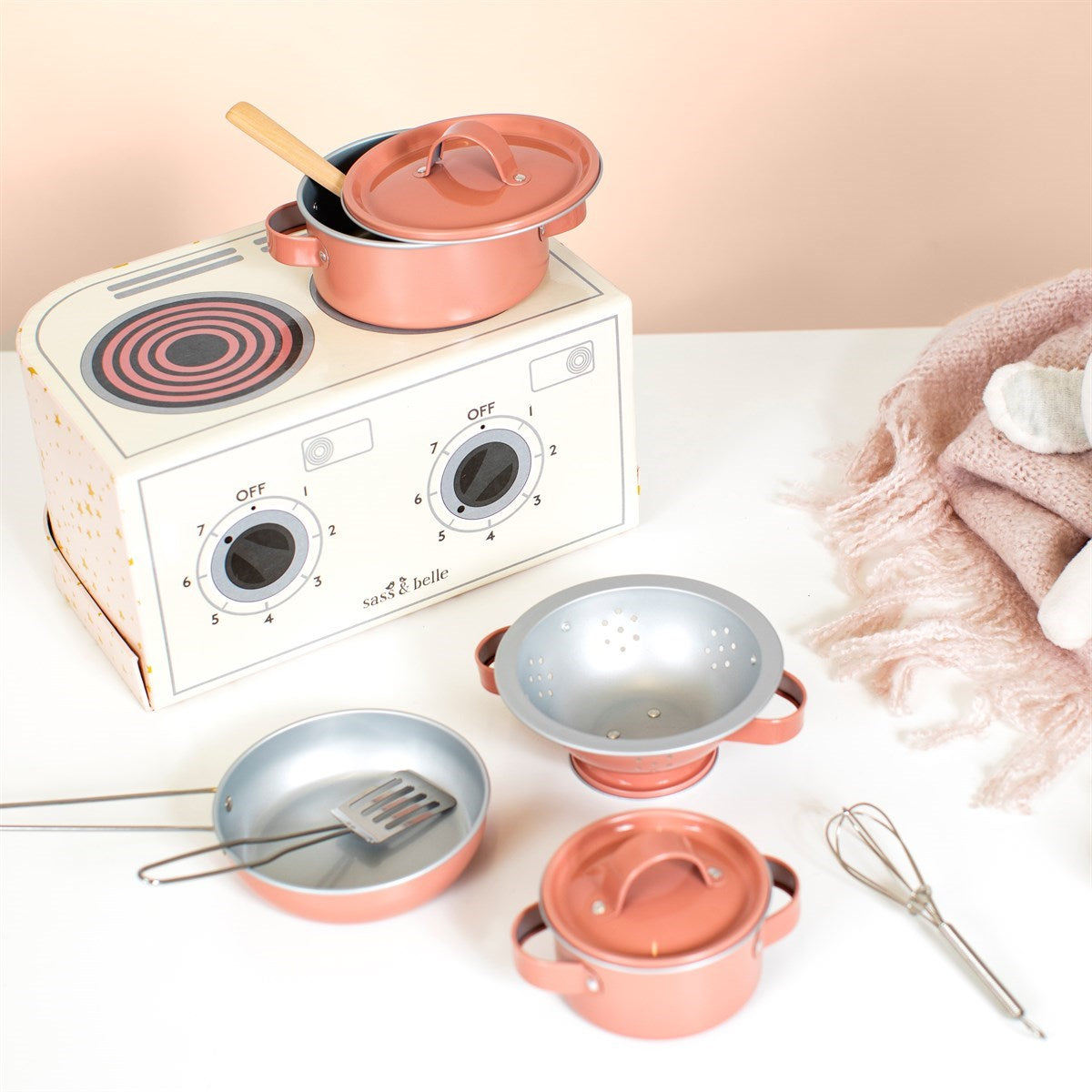 Pink scattered stars play cooking set