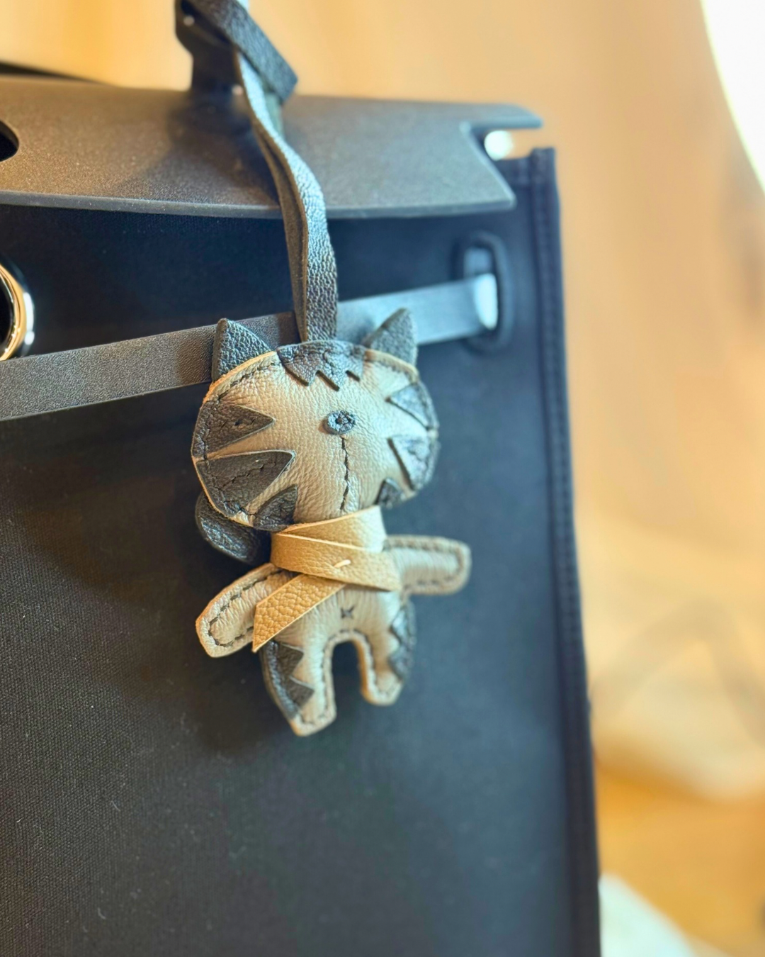 Grey cat leather bag charm